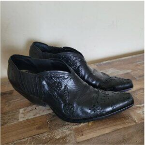 BCBG Leather Western Cowgirl Ankle Booties Women Shoes size 6